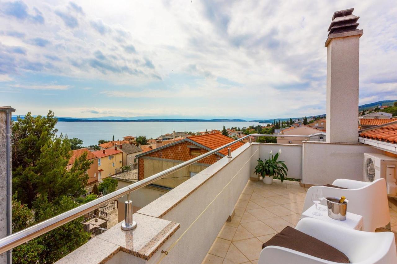 Koni * Crikvenica